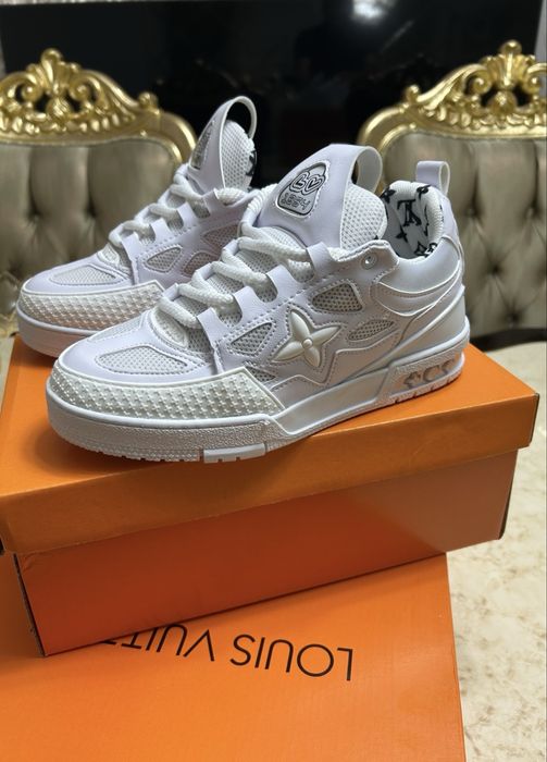 Adidasi Luis Vuitton nou