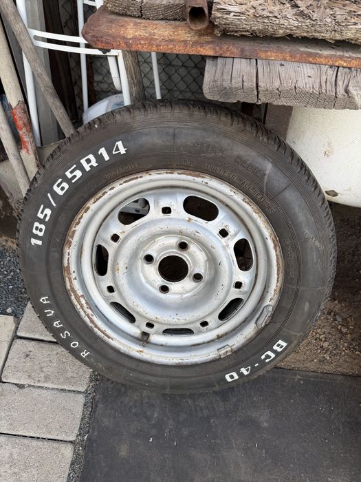 Продам шины с дисками 185/65 R14