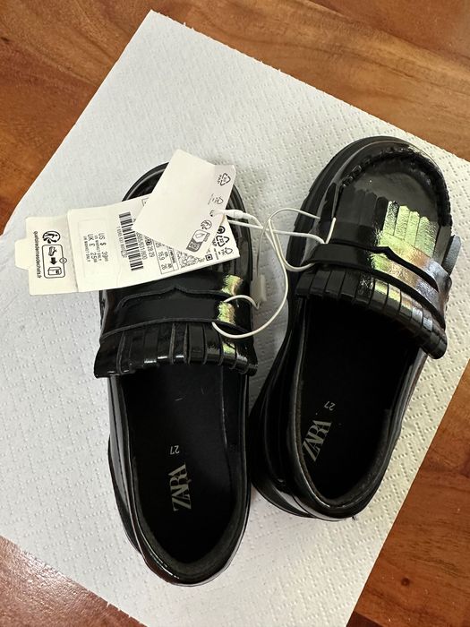 Pantofi Zara copii, mărimea 27 sunt noi + pereche cadou