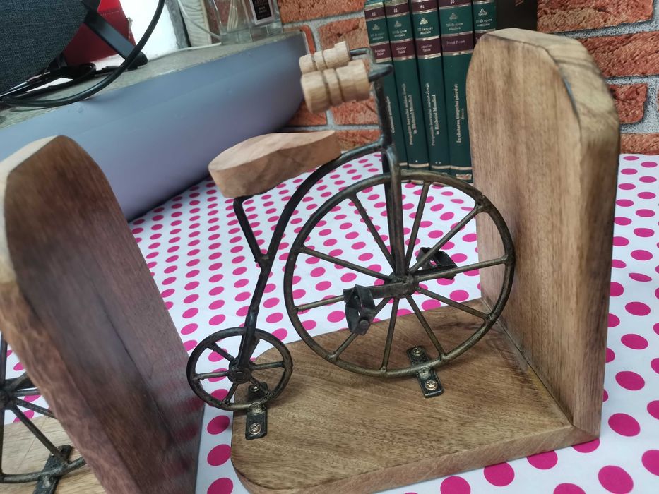 Set Suport carti Lemn cu fier model bicicleta.