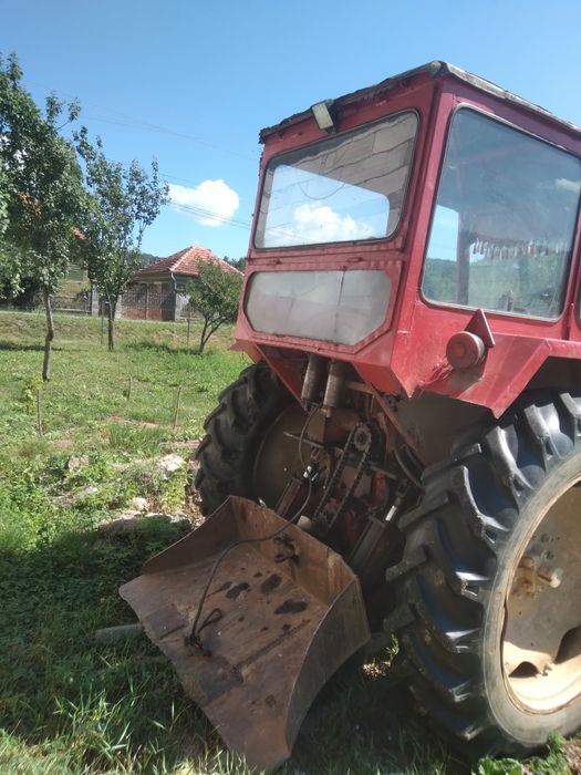Tractor de vanzare