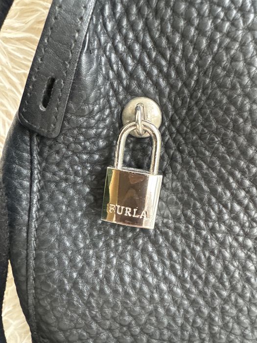 Furla най- голям размер “бизнес чанта”