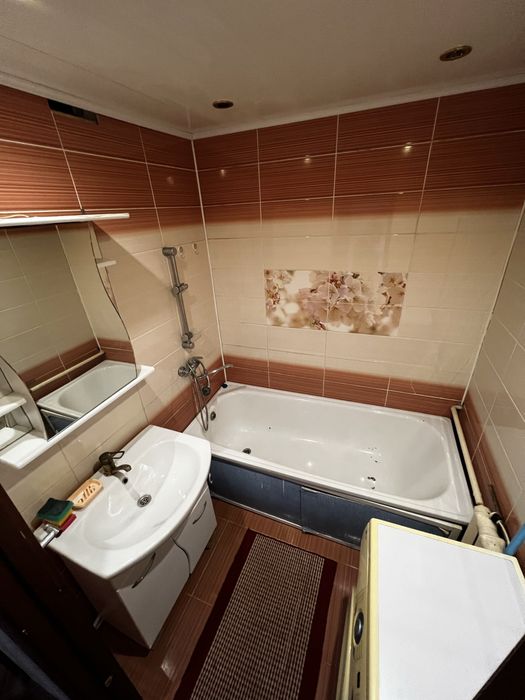 сдам в аренду 3х комн кв