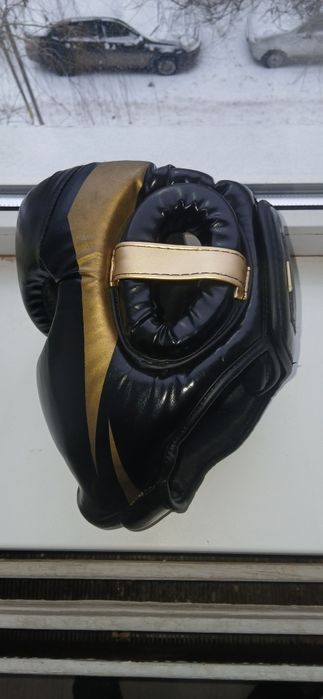 Продам боксёрский шлем