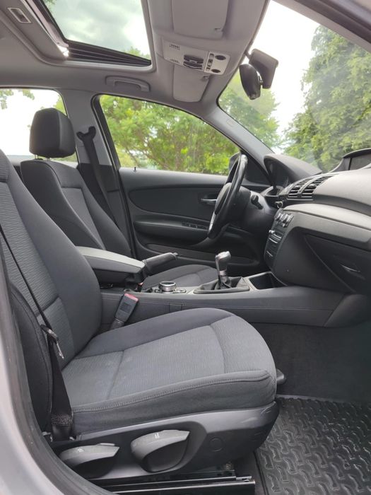 Vând BMW seria 1 /trapă/navigatie
