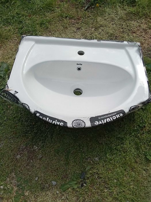 Lavoar / chiuveta baie noua 60 cm + baterie si racord