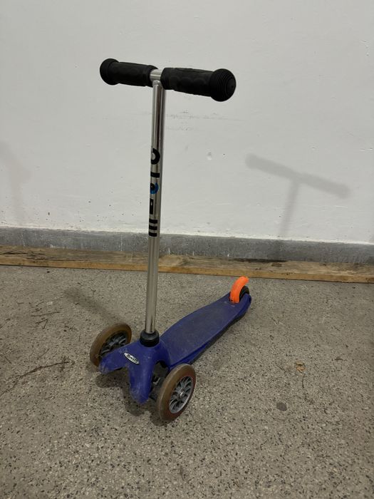 Тротинетка Micro три колела