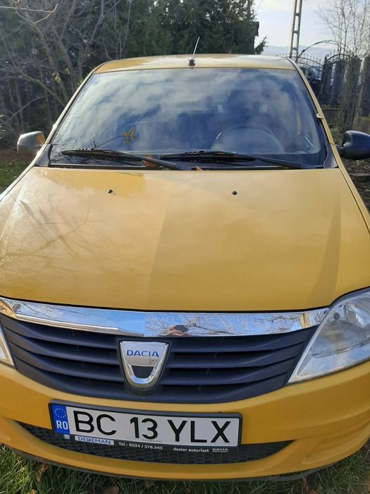 Vând dacia Logan 2010