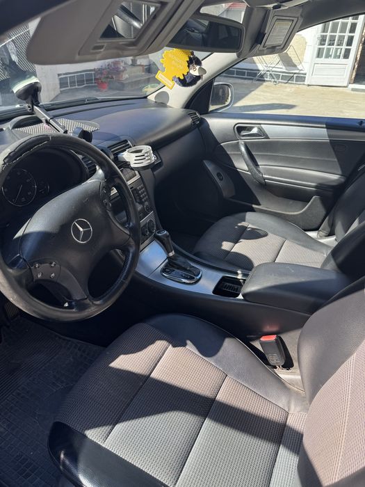 Mercedes benz C220