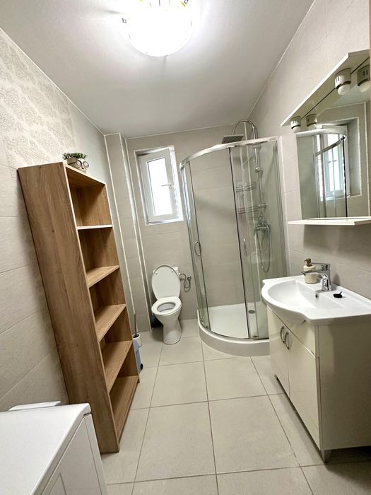 Proprietar inchiriez apartament 2 camere in Giroc