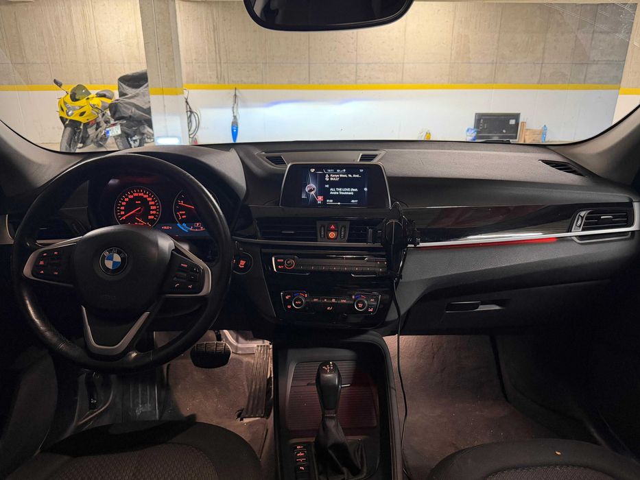 Inchiriere masini - BMW X1 Alb, in Cluj Napoca, Rent a Car