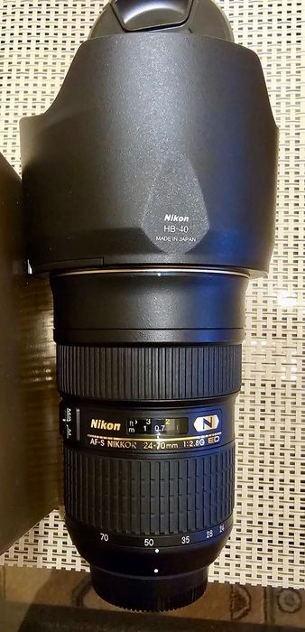 Obiectiv Nikon 27-70mm F2.8G