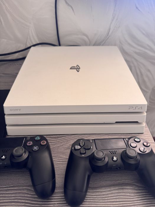 Ps 4 Pro , 1 yil Garantiya