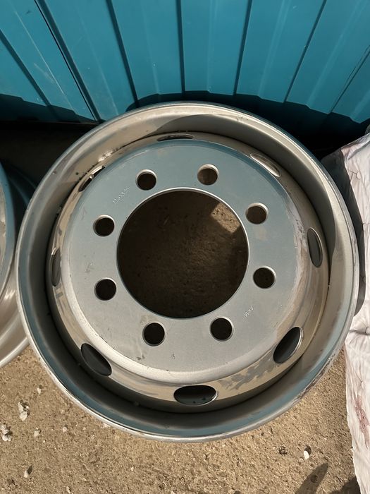 Продам диски безкамерка