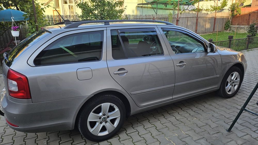 SKODA Octavia 2013 — imagine 2