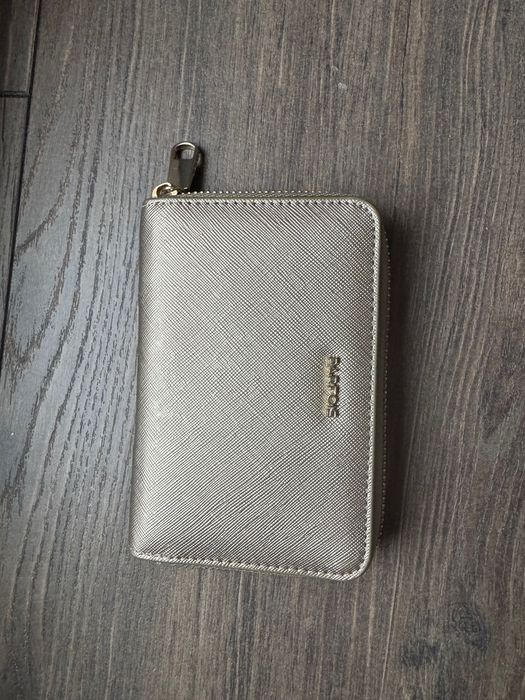 Портмонета parfois и Stradivarius