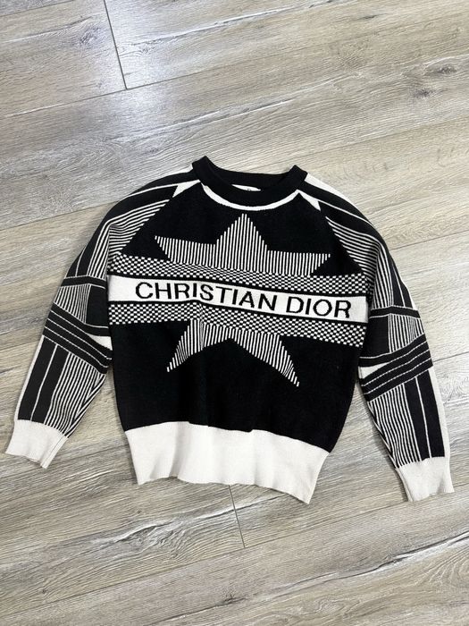 Продам женские вещи