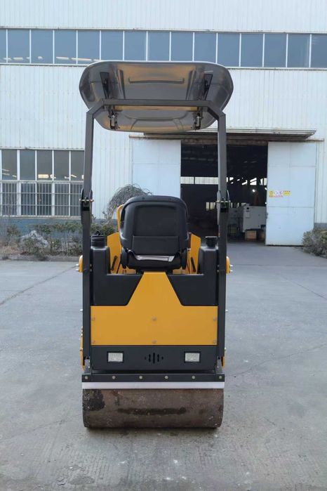 виброкаток 2тонна