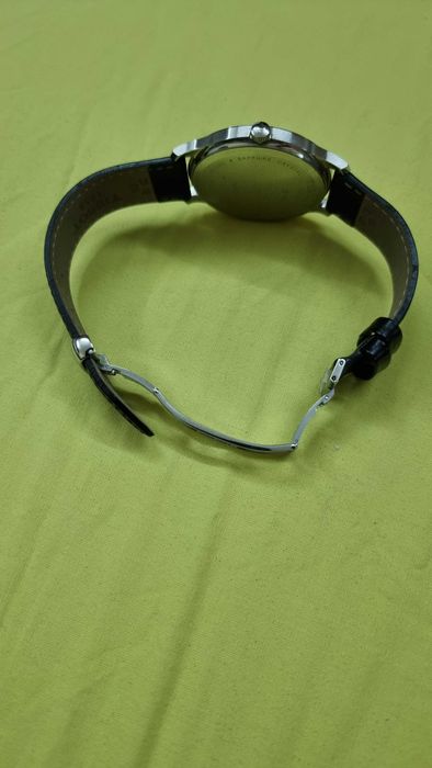 Швейцарски часовник Tissot Tradition