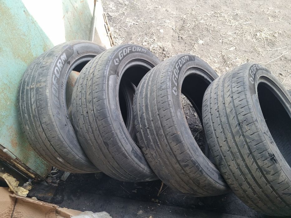 Продам покрышки.