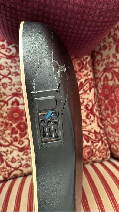 Продаю Гитару бу