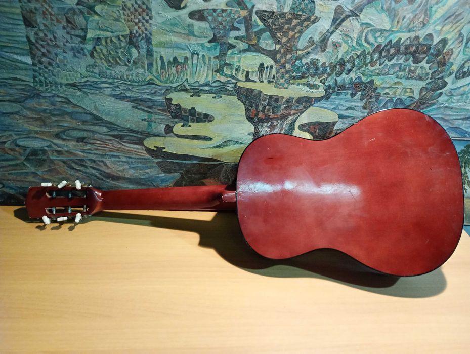 Немска акустична китара