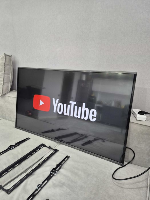 123СМ LG Smart TV Wi-Fi +кронштейн