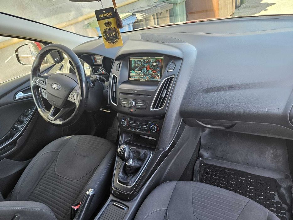 FORD Focus 2015 — imagine 5