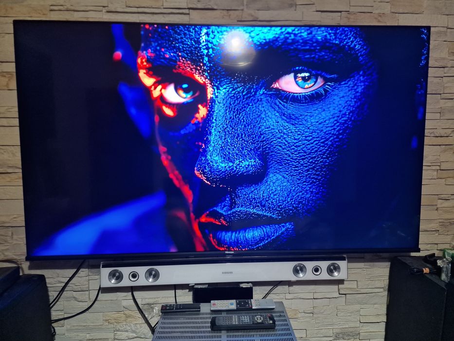 Televizor Hisense QLED 65E7KO 164cm( NOU 15 ZILE)
