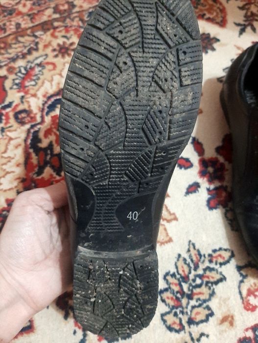 Продам мужские туфли