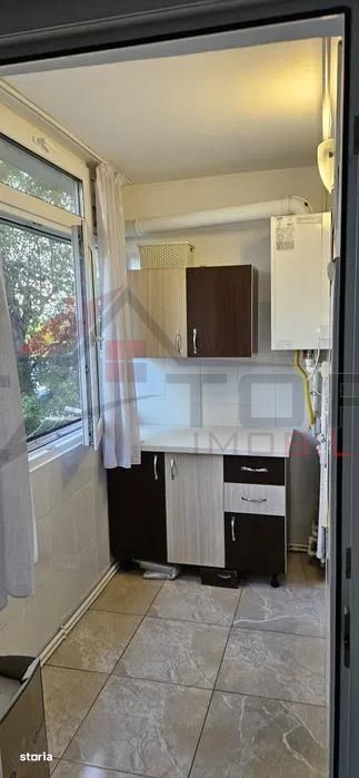 Apartament cu 1 camera decomandat, etajul 1 - Canta