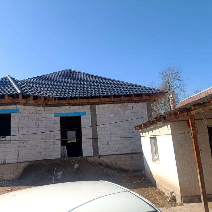 Продам дом с жилой времянкой