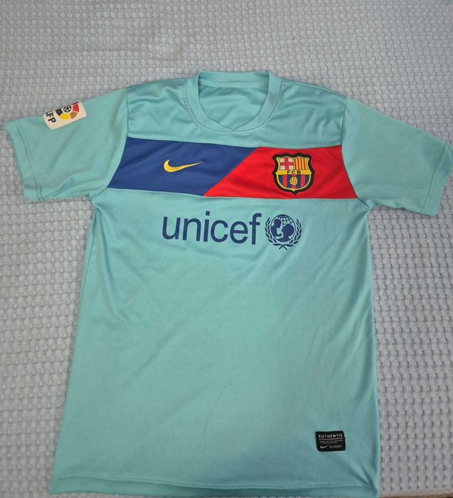 Футболни тениски