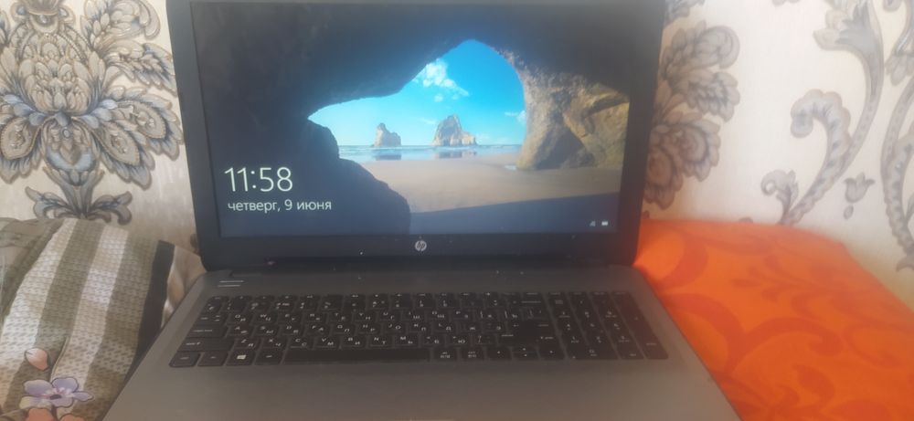 Продам ноутбук  бу  hP не дорого почти новые