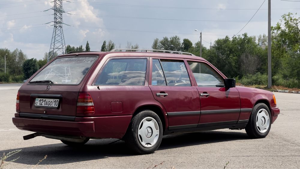 Мерседес 124 Mercedes w124 универсал