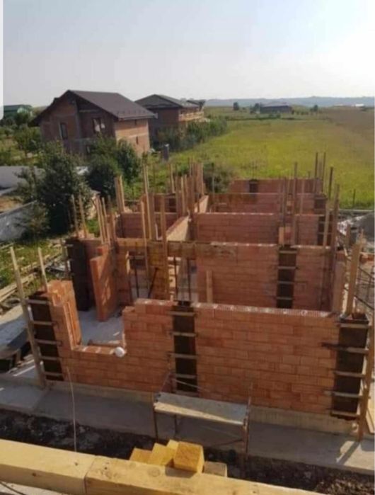 Persoana fizica execut case si amenajari interioare, exterioare