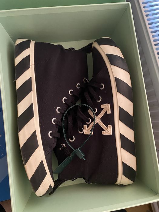 Off White Vulcanized