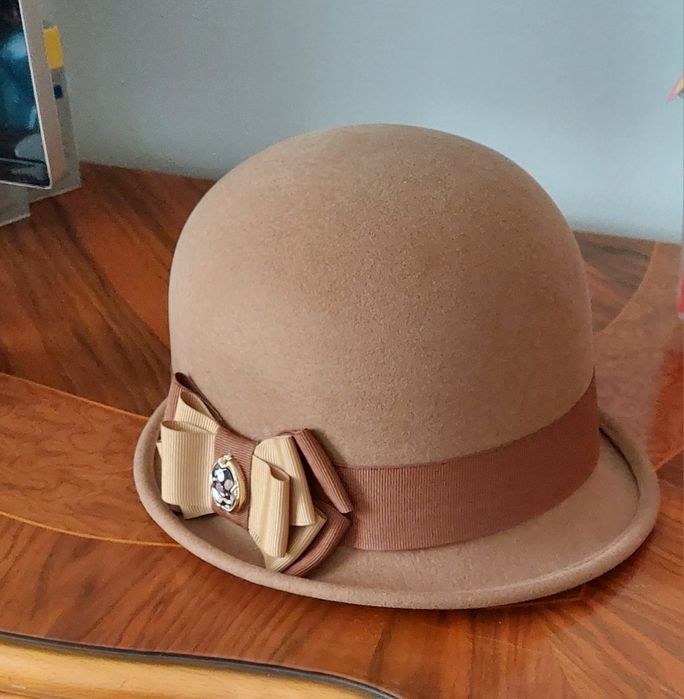 Шляпа красивая 10000 тенге