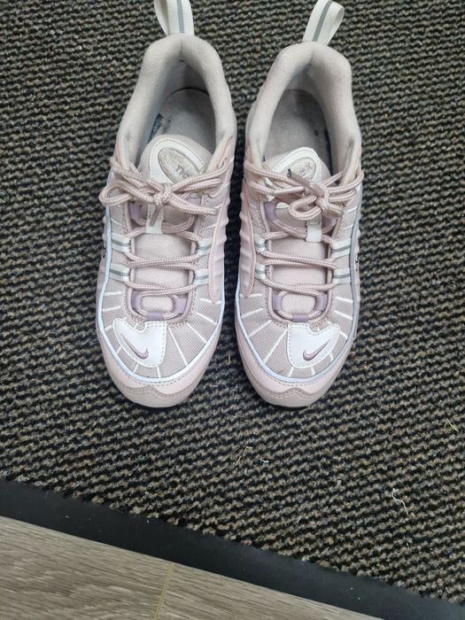 Adidasi nike air max