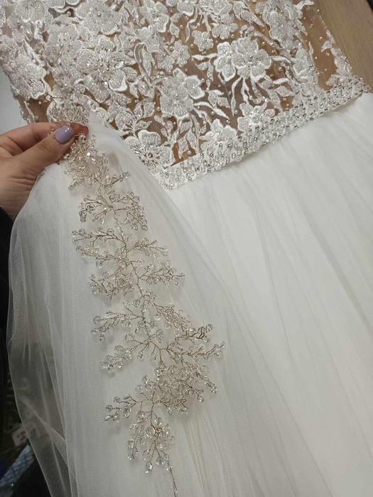 Rochie mireasa impecabila