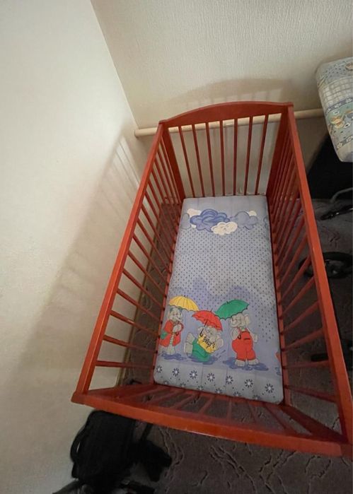 Детская кровать б/у