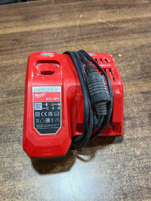 Мини ъглошлайф Milwaukee F12 FCOT