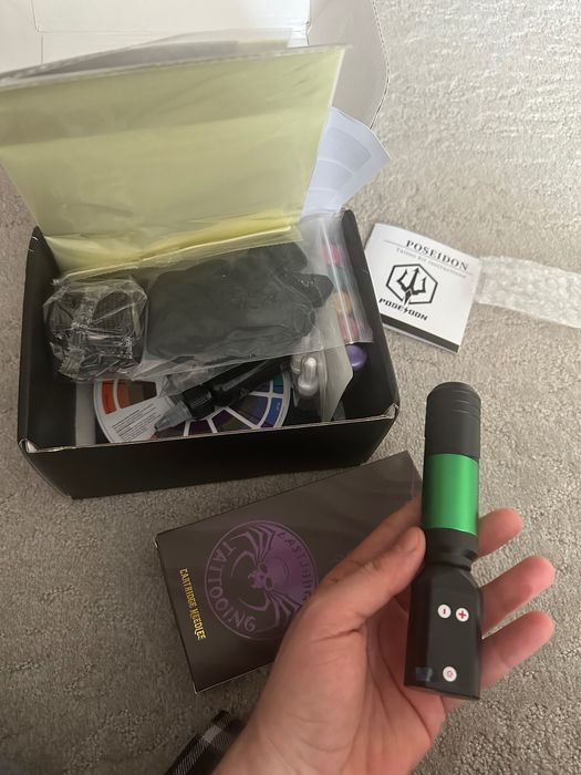 Masina tatuat noua set complet de facut tatuaje