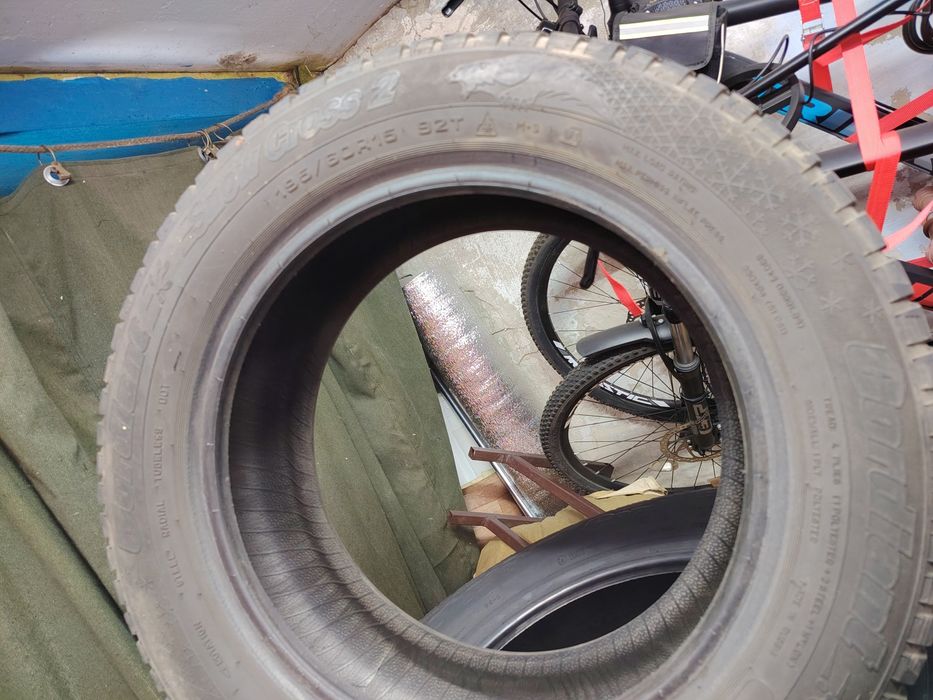 Продам шины две пары