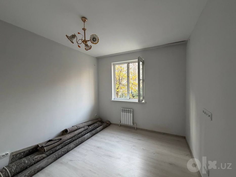 Продам квартиру в Новостройке Assalom Sohil Golden House 2/2/9, 40м2