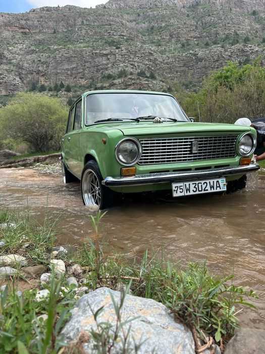 Машина полний нахаду