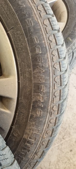 Jante cu cauciucuri de iarna pentru  BMW