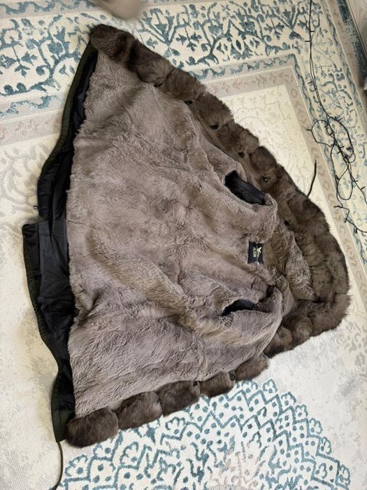 Продам парку за 30000 тг