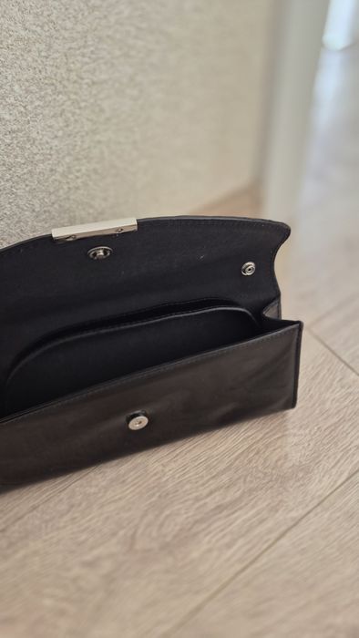 Малка елегантна чанта