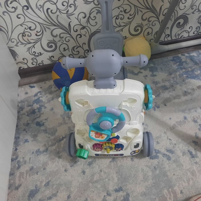 Детский машинка,